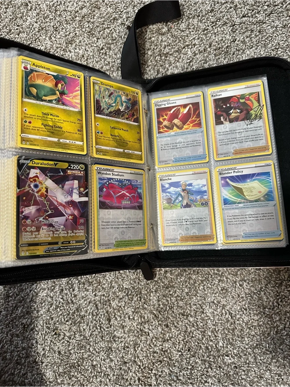 Pokémon Binder Filled with 400+ Cards!
